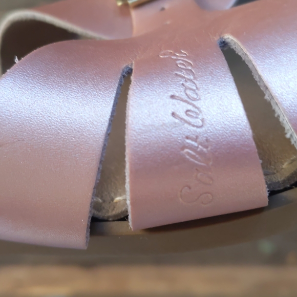 Saltwater Sandals - Picture 4 of 4